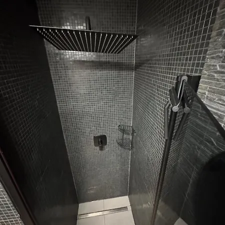 Avec Salle De Douche Cosy à Avec Balcon By La Conciergerie Appartamento *